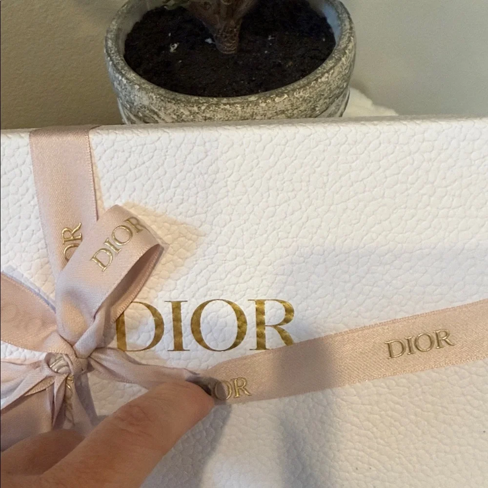 Dior Textured Empty White Box‎ with Gold Logo and Dior Ribbon 8.5 x 6 x 3